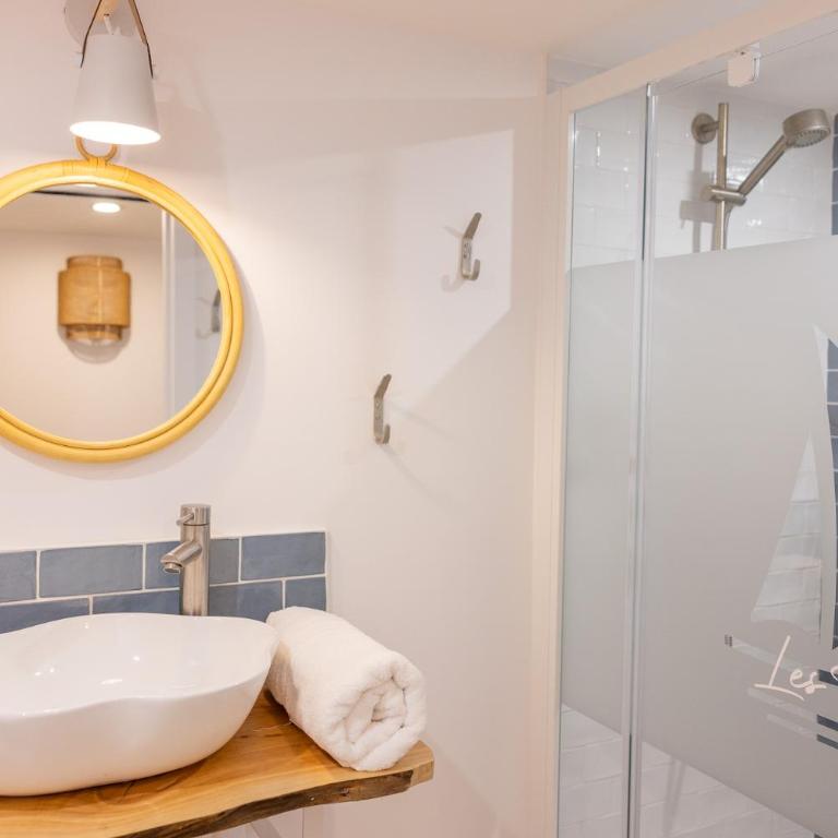 Appart'Hôtel & Spa "Les Voiles" Le Sein - Two-Bedroom Apartment - 11