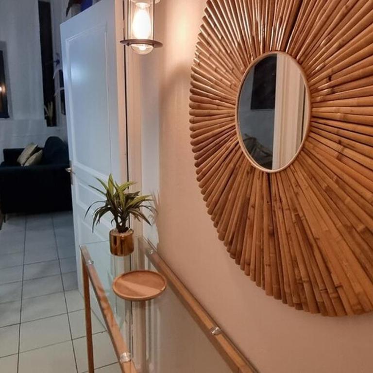 Le Tassigny, Duplex Superbe Vue sur les Quai, Centre Historique - Apartamento - 6