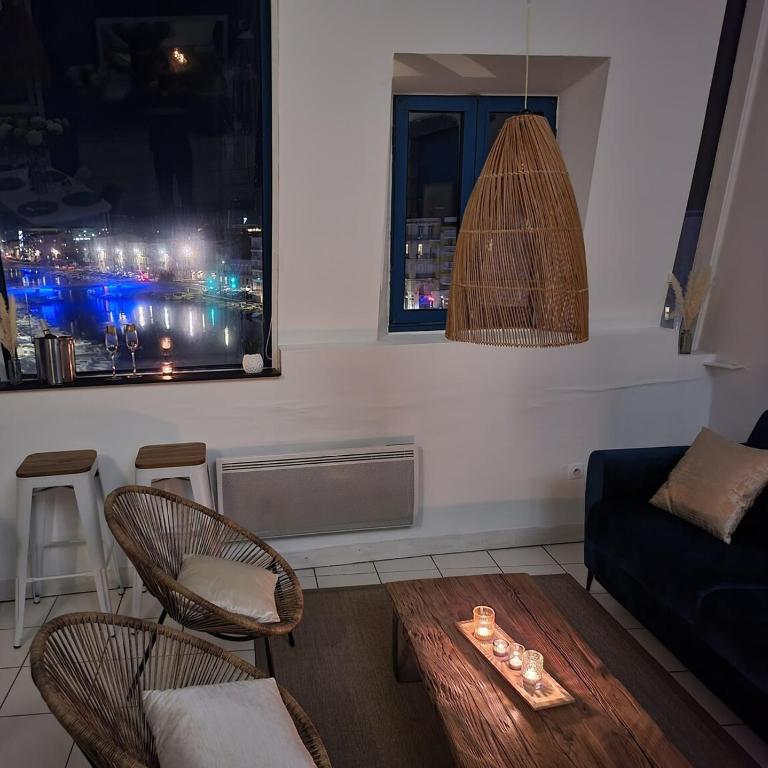 Le Tassigny, Duplex Superbe Vue sur les Quai, Centre Historique - Apartamento - 13