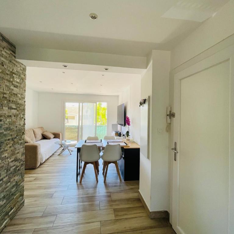 Charmant appartement à Hyères - Apartment mit 2 Schlafzimmern - 4