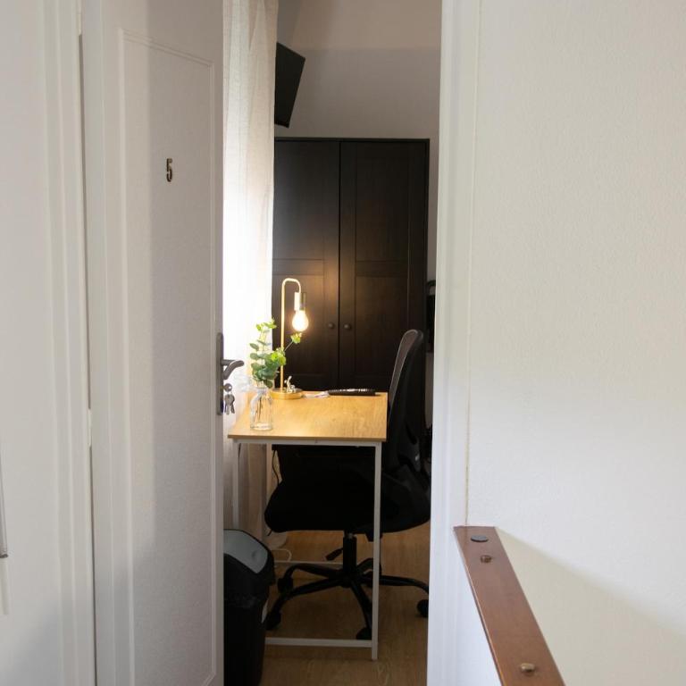 Chambre 5 confort avec cuisine - Appartement 1 Chambre - 9