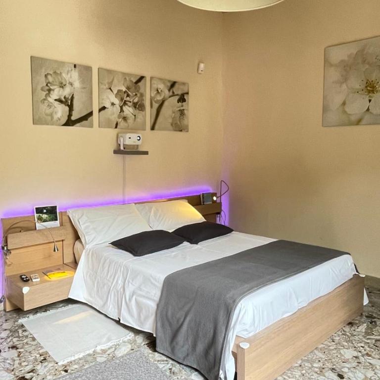 Three Rooms - Zimmer mit Queensize-Bett und Balkon - 3
