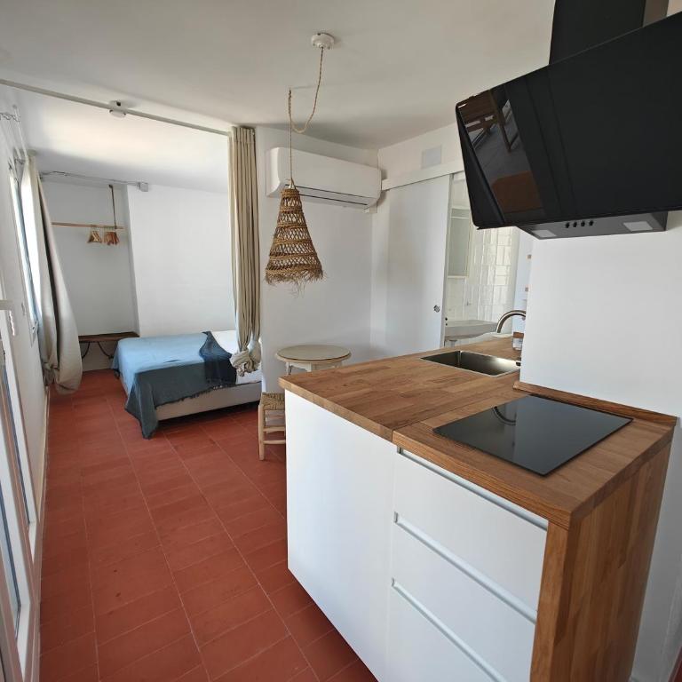 Hostal Boutique Sa Nansa - Apartamento de 2 dormitorios con terraza y vistas al mar - 7