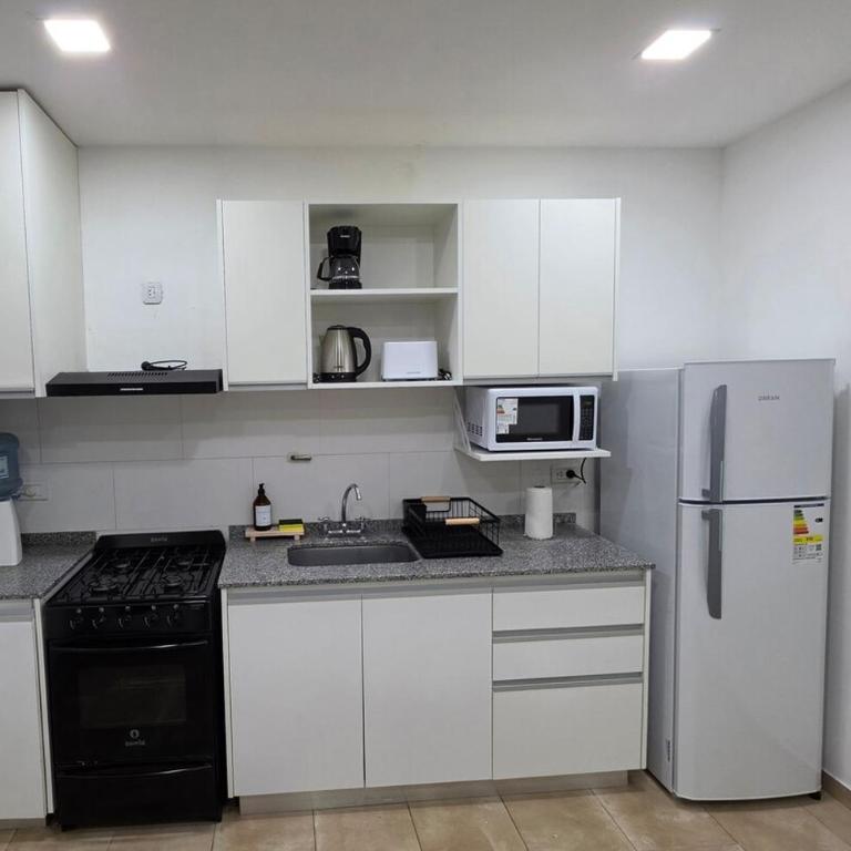 Moderno apartamento en Colón - Two-Bedroom Apartment - 4