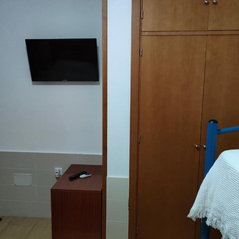 El Rincón &e Violeta - Three-Bedroom Apartment - 4