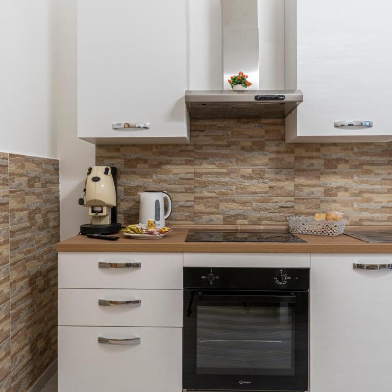 Mariuccio Home Comfort and Style - Apartment mit 2 Schlafzimmern - 21