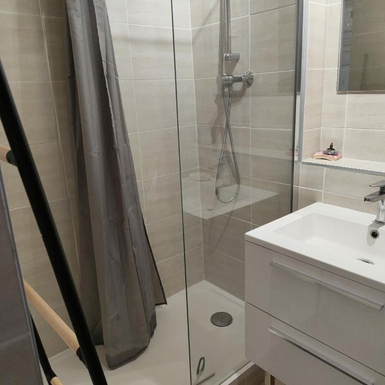 DOUBLE TERRASSE EN 1ERE LIGNE MER, DERNIER ETAGE - Appartement - Vue sur Mer - 4