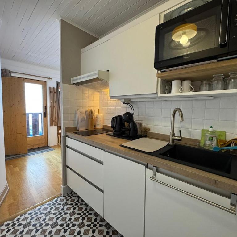 Gd Casse 9 - Studio cozy 4 pers - Vue sur les monatgnes - Apartamento de 1 dormitorio - 2