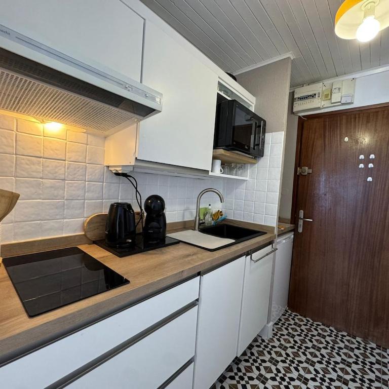 Gd Casse 9 - Studio cozy 4 pers - Vue sur les monatgnes - Apartamento de 1 dormitorio - 4
