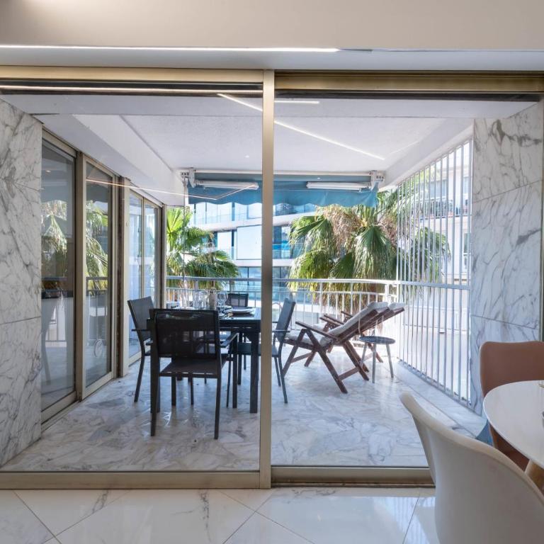 1-Bd Apartment with Terrace - Mere Steps from the Beach - Apartment - 3