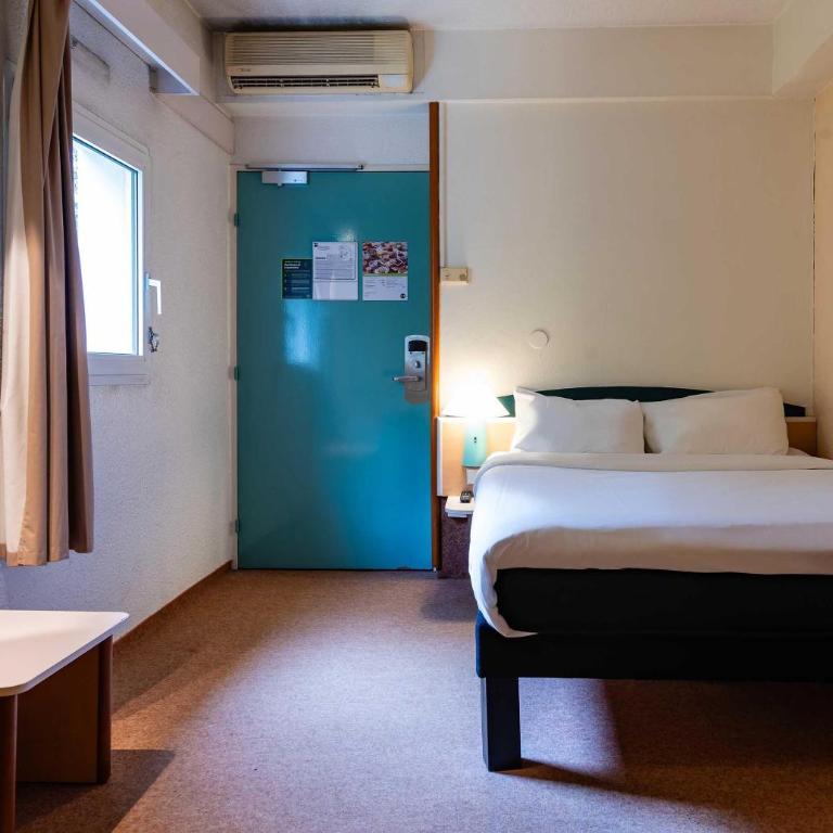 B&B HOTEL Grenoble Université 2 - Chambre Double - Accessible aux Personnes à Mobilité Réduite - 6