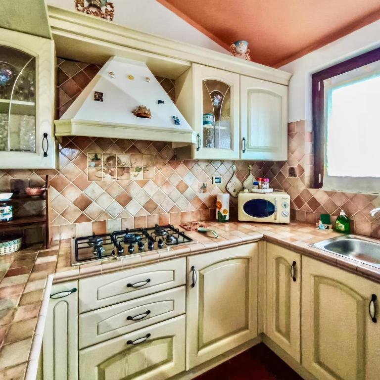 Amazing house 10 minutes by car from the beach - Casa de 2 dormitorios - 13