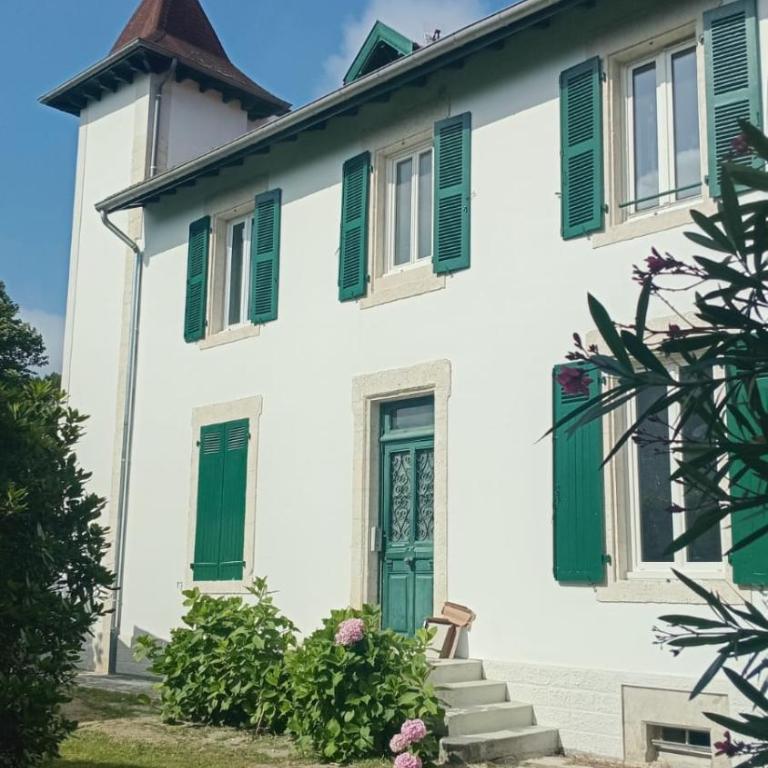 Studio lumineux & calme à Biarritz - Parking privé gratuit - Apartamento de 1 dormitorio - 2