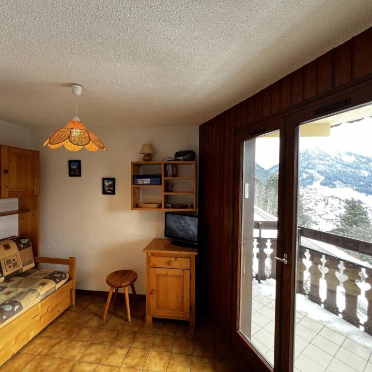 Appartement 2 Pièces pour 4 Pers. avec Balcon et Parking à Châtel - FR-1-676-101 - Appartement - 7