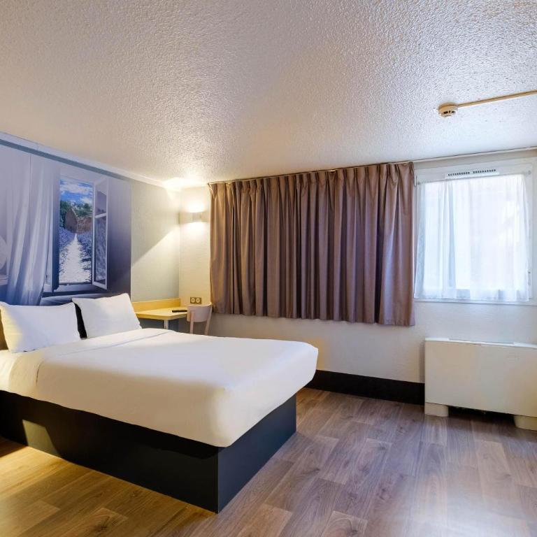 B&B HOTEL FREJUS Puget-sur-Argens - Chambre Double - Accessible aux Personnes à Mobilité Réduite - 1