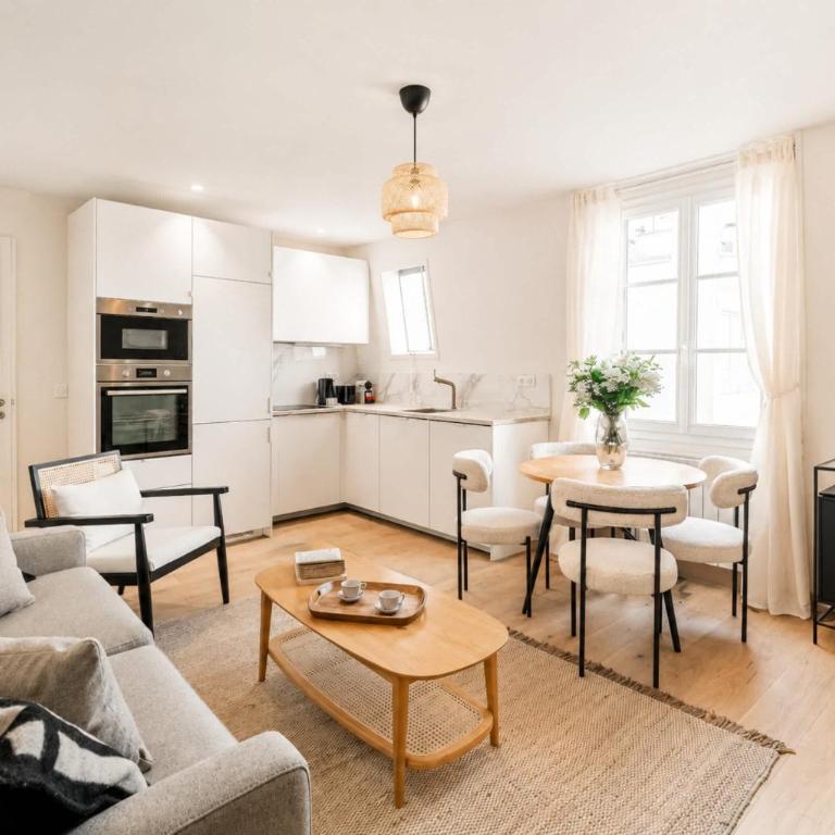 Stunning property near Arc de Triomphe - Appartement - 4