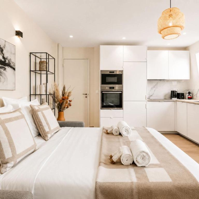 Stunning property near Arc de Triomphe - Appartement - 31