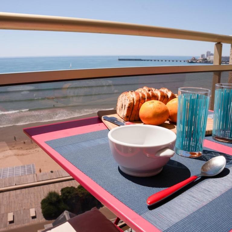 L'Agora - 4-6 people - Oceanfront view & balcony - Three-Bedroom Apartment - 10