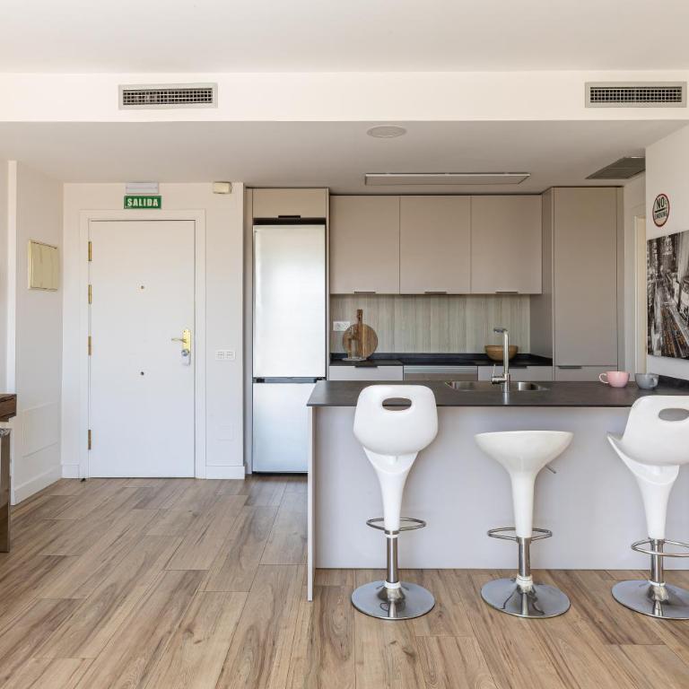 23 DOWN TOWN IN METRO IN 5 Station straigh WIFI AC - Appartement 1 Chambre - 22