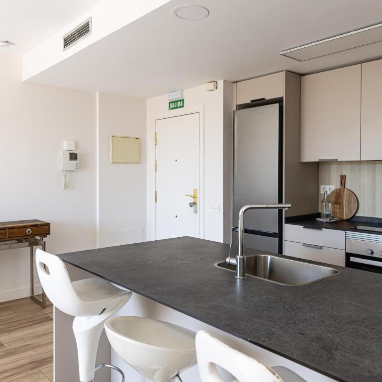 23 DOWN TOWN IN METRO IN 5 Station straigh WIFI AC - Appartement 1 Chambre - 4