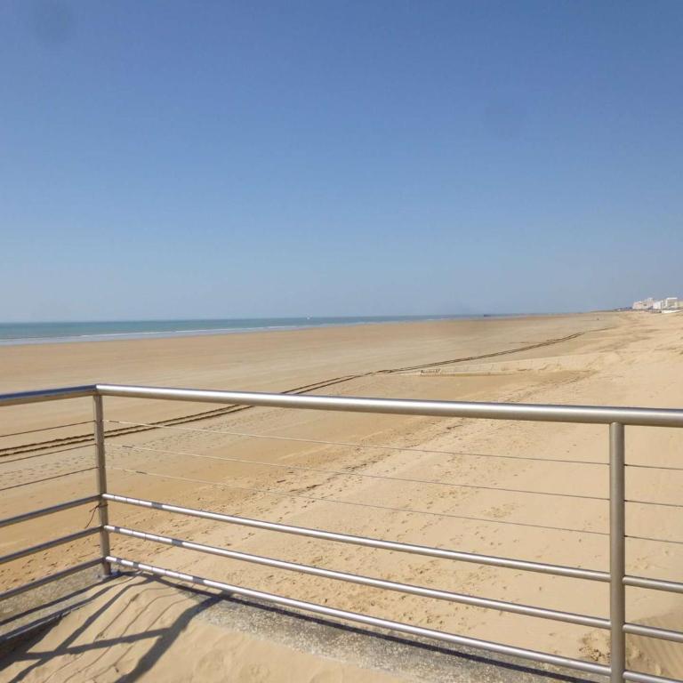 SJ070-122 - Appartement T2 - 4 couchages SAINT JEAN DE MONTS - Appartement 1 Chambre avec Vue sur la Mer et Balcon - 17