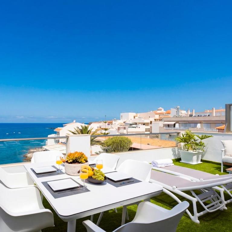 Luxury Penthouse with Sea Views and Terrace La Caleta - Apartment - auf 2 Etagen - 32