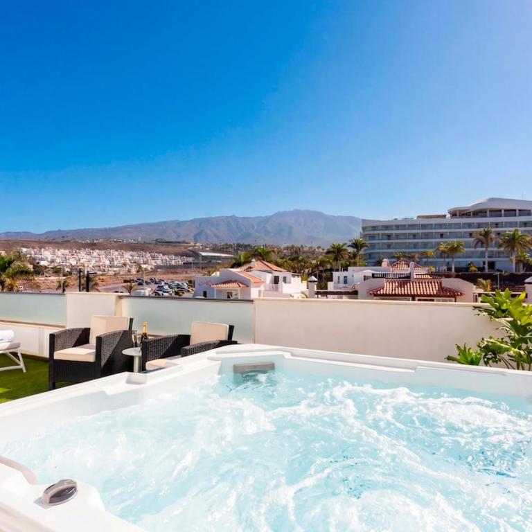 Luxury Penthouse with Sea Views and Terrace La Caleta - Apartment - auf 2 Etagen - 17