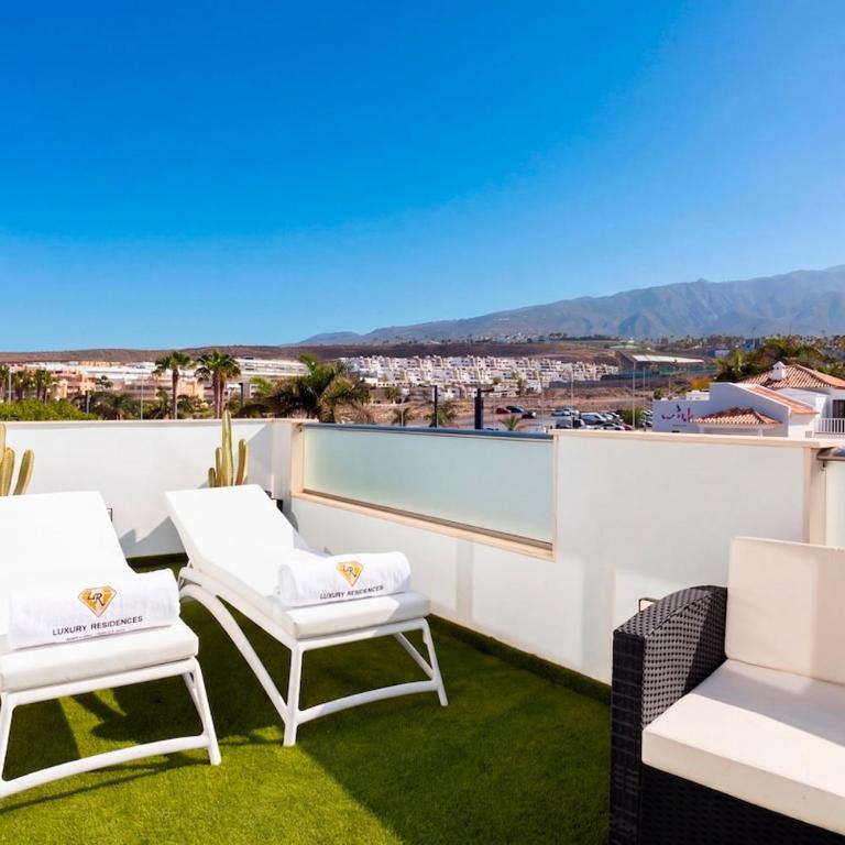 Luxury Penthouse with Sea Views and Terrace La Caleta - Apartment - auf 2 Etagen - 10