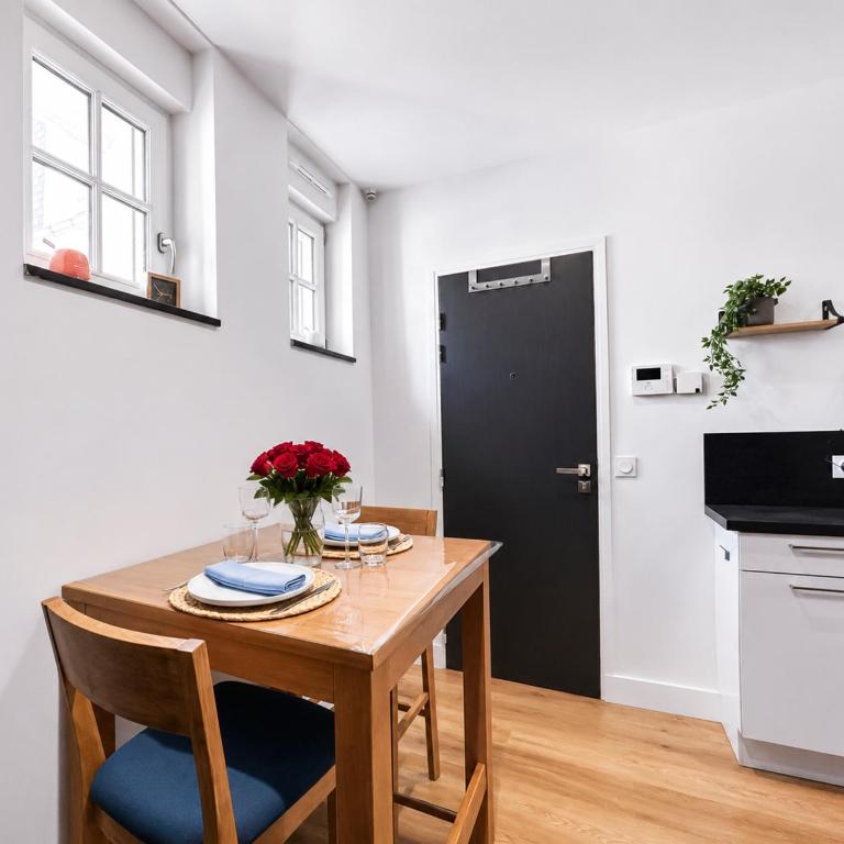 Studio élégant, centre ville, accès plage à 100m - Apartamento de 1 dormitorio - 13