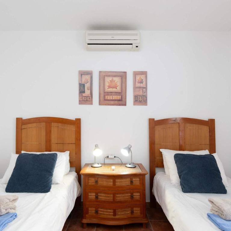 Villa Bella - Sea Views Near Marina Rubicon by Villas Now Ltd - Villa - 31