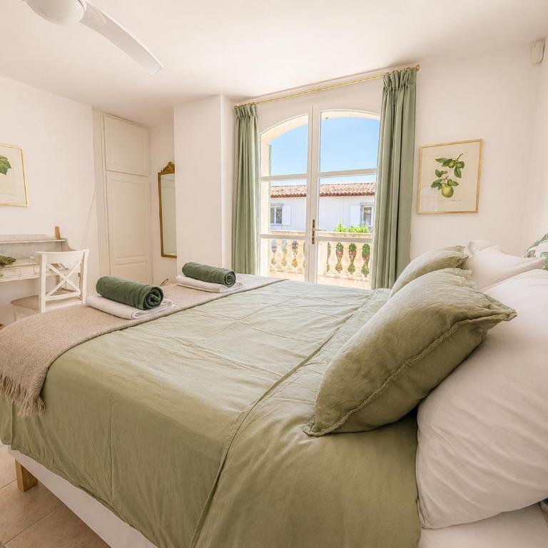Villa Flora -150m2, Swimming Pool, Sea on Foot, Air Conditioning - Villa 3 Chambres - 32
