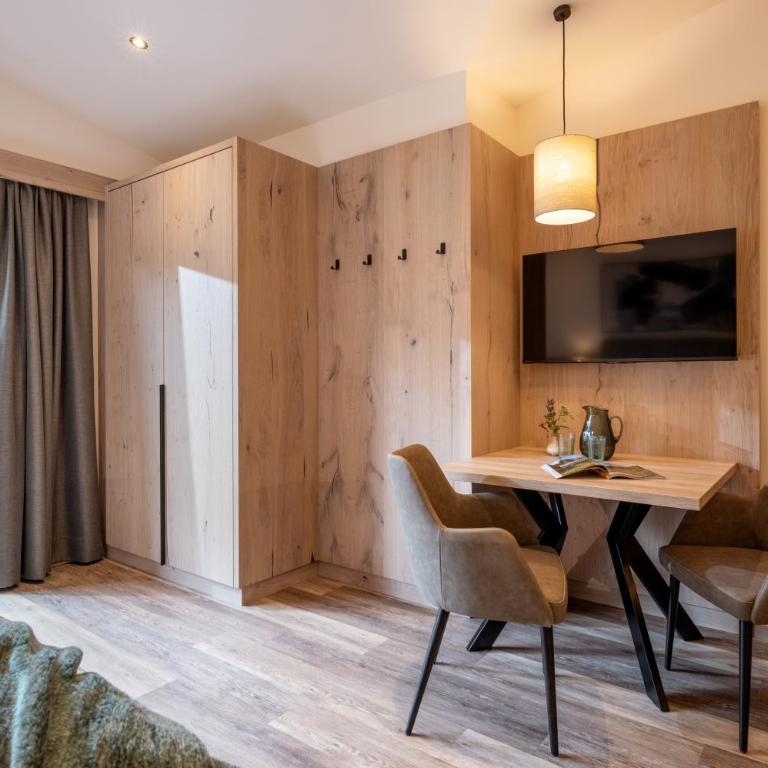 by franz - Alpine Apartments in Kirchberg - Studio-Apartment mit Balkon - 1