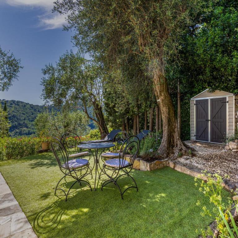 Douceur Parfumée — Vue Panoramique Calme Absolu - Appartement - 15