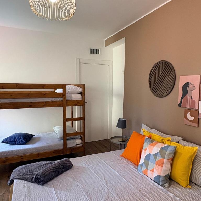 Casa Robleto - Two-Bedroom House - 23