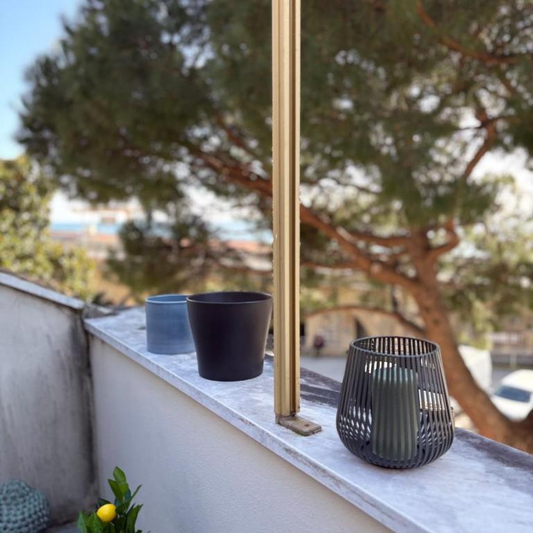 Casa Robleto - Two-Bedroom House - 24