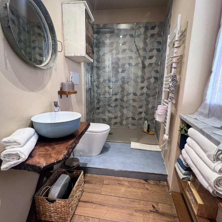 Casa Robleto - Two-Bedroom House - 13