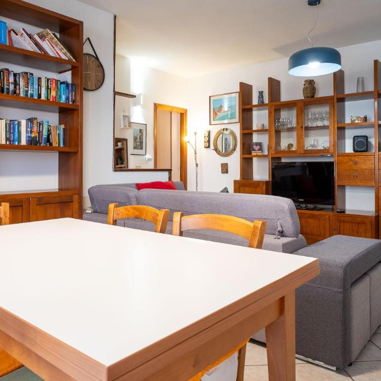 Condominio Le Rose - Appartamento con 2 Camere da Letto - 5