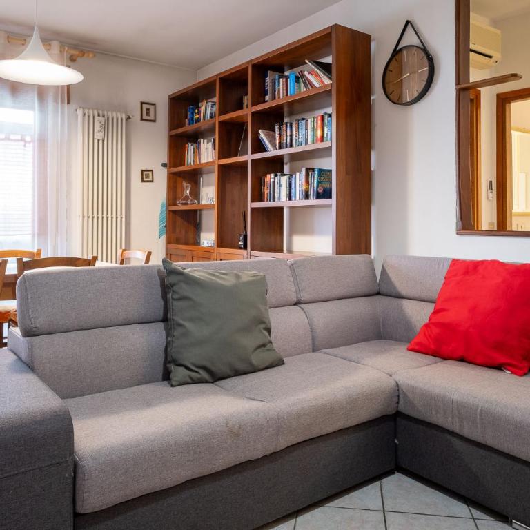 Condominio Le Rose - Appartamento con 2 Camere da Letto - 7