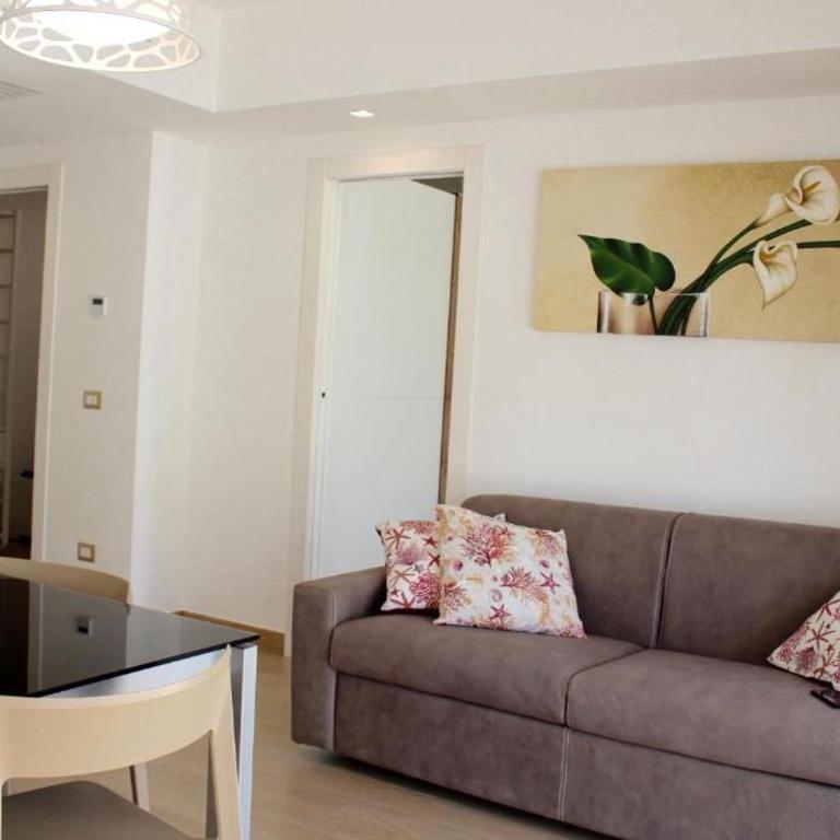 Le Stanze e il Mare - Appartamento con 2 Camere da Letto e Balcone - 8