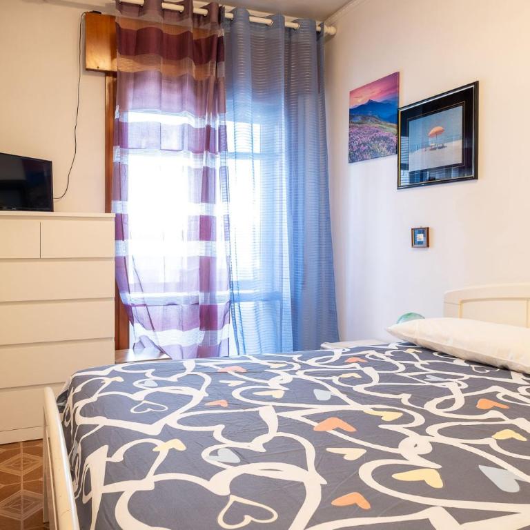Condominio Le Rose - Appartamento con 2 Camere da Letto - 9