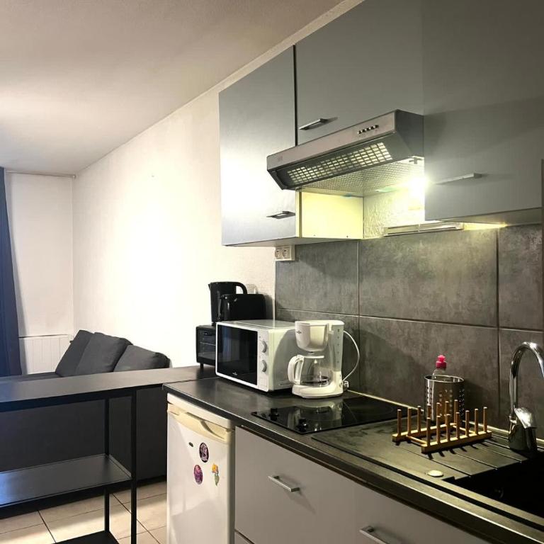 New Studio with balcony & private parking - Estudio - 7