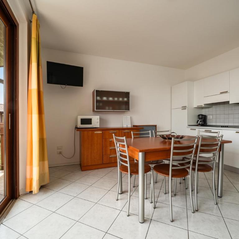 Onda Blu Resort - Appartamento con 1 Camera da Letto e Vista Lago - 3