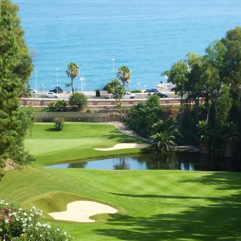 Luxury 2BR Retreat with Private Plunge Pool - Casa Aura - Appartement - 25