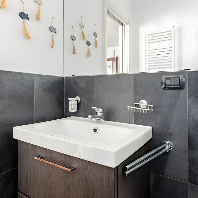 Sea View Suite Eventi Felici - Studio - Vue sur Mer - 8