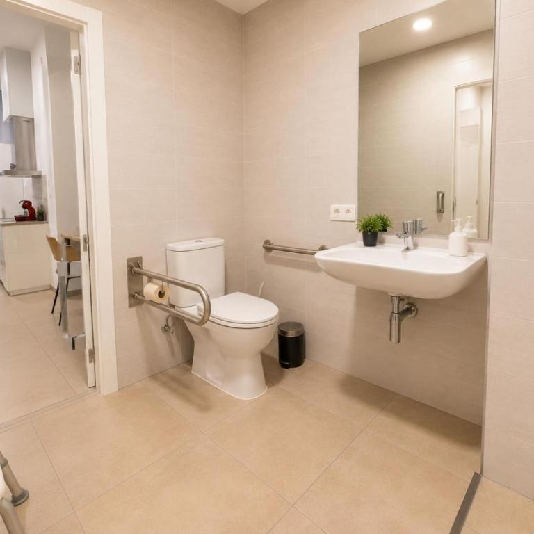 MÁLAGA Si eS CaSuaL, Cervantes - Estudio con cama grande adaptado para personas con movilidad reducida - 13