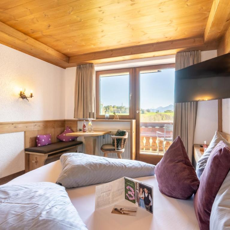 Dreimäderlhaus - Das vegetarische Boutique Hotel - Comfort Doppelzimmer mit Balkon und Seeblick - 1