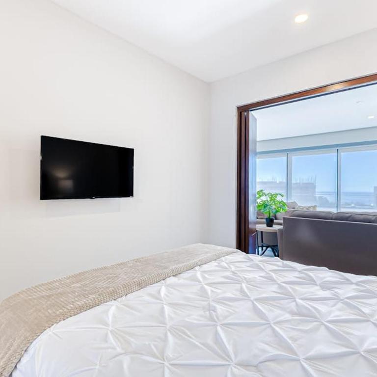 Stunning Oceanfront Luxury Apartment with spacious balcony– Perfect for Families - Casa - 15