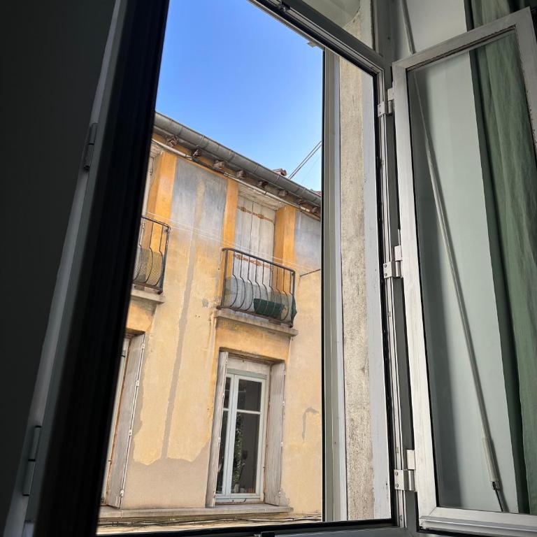 L'Écusson vert - One-Bedroom Apartment - 10