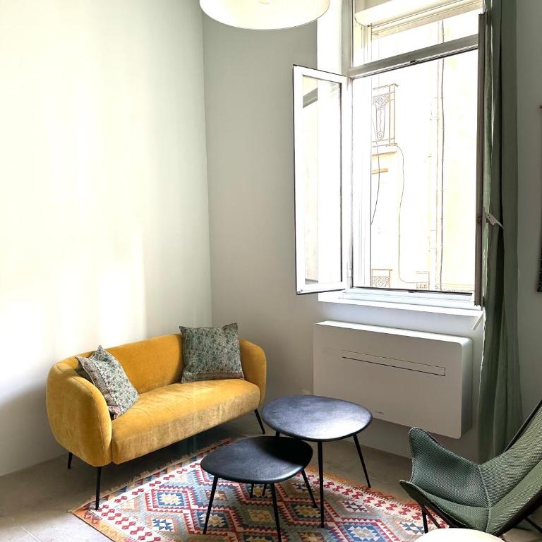 L'Écusson vert - One-Bedroom Apartment - 30
