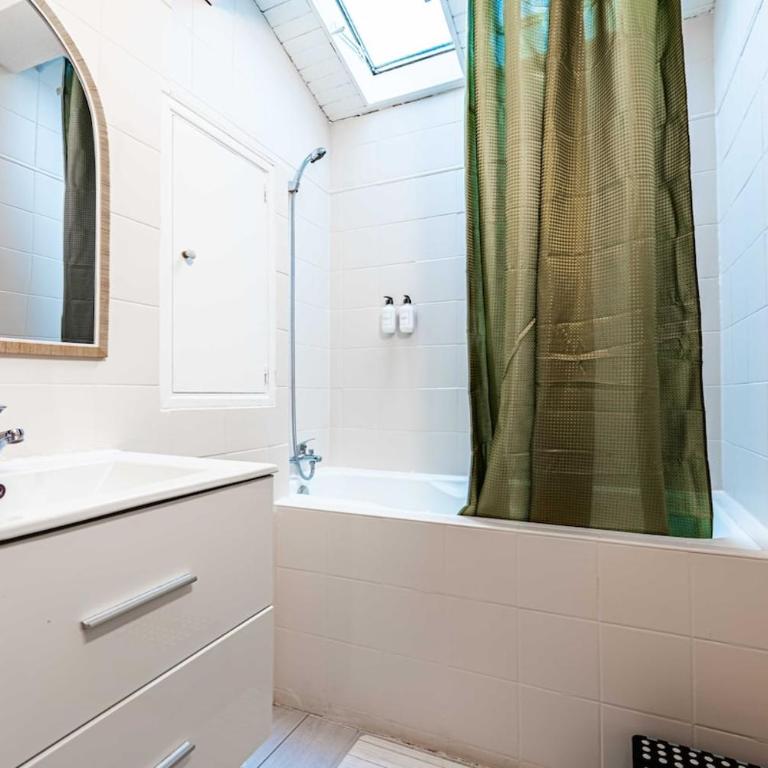 Air-conditioned two-room apartment Free parking Close to Aude - Two-Bedroom Apartment - 16